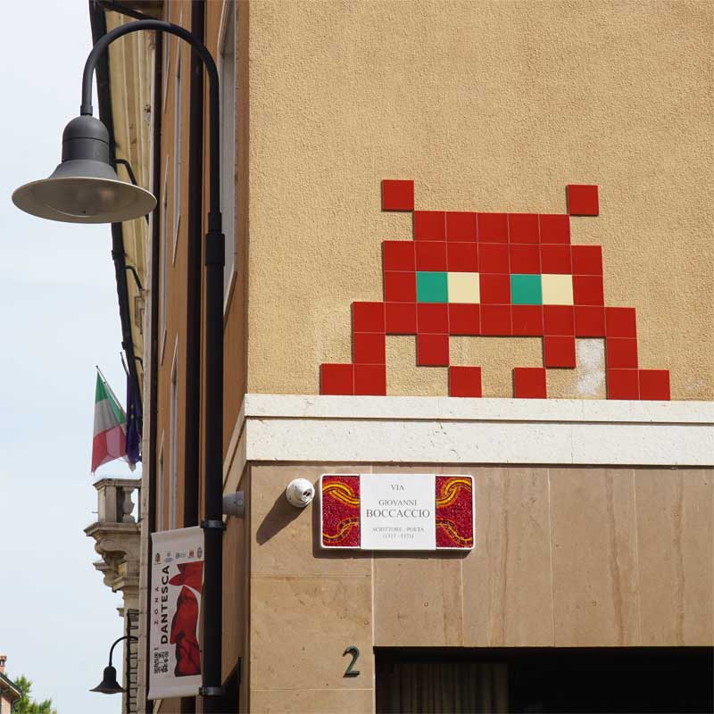 n Ravenna findet man in den Gassen auch die Street Art von dem franz. Künstler Space Invader