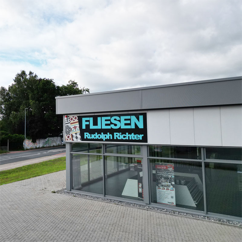 Außenansicht von unserer Fliesenausstellung in Delmenhorst