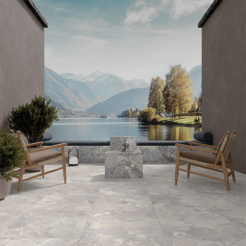 Terrassenplatten in einer Ceppo di Gre Optik